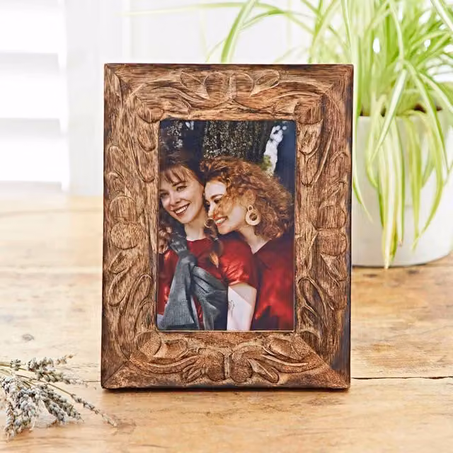 Paper High Natural Mango Wood Rectangular Photo Frame, Brown, W/D/H: 15.24 x 10.16 x 10.16 cm – 1