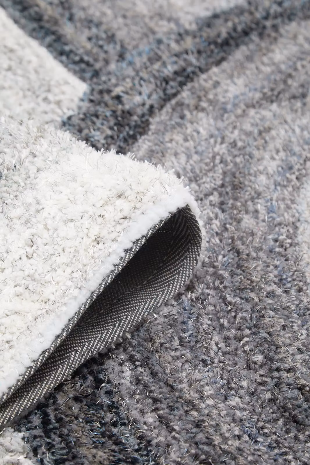 DS Living Ultra Plush 3D Shaggy Trellis Area Rug in Charcoal Grey, W/D: 160 x 230 cm – 2