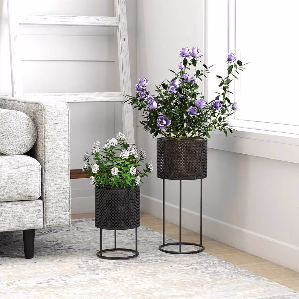 KORVIXA Set of 2 Modern Round Metal Plant Pots in Black – 2