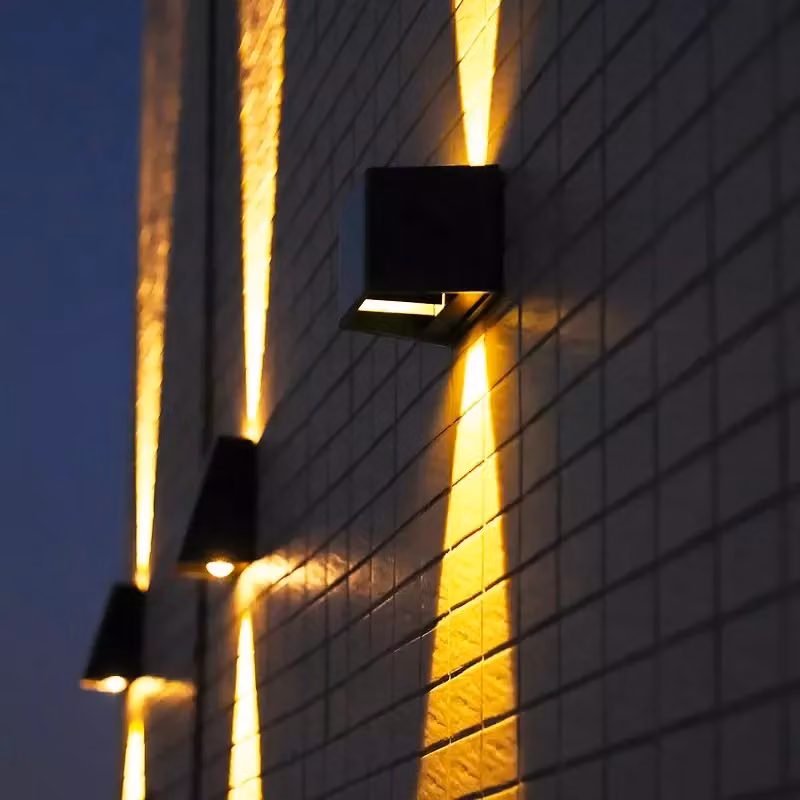 ENER-J Solar Up-Down Wall Lights in White, Diameter: 25 cm, Height: 19 cm – 2