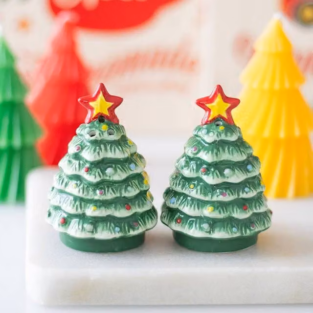 Uniqueful Nostalgic Christmas Trees Salt and Pepper Shakers, Multicolour Green Ceramic, 1 Pack