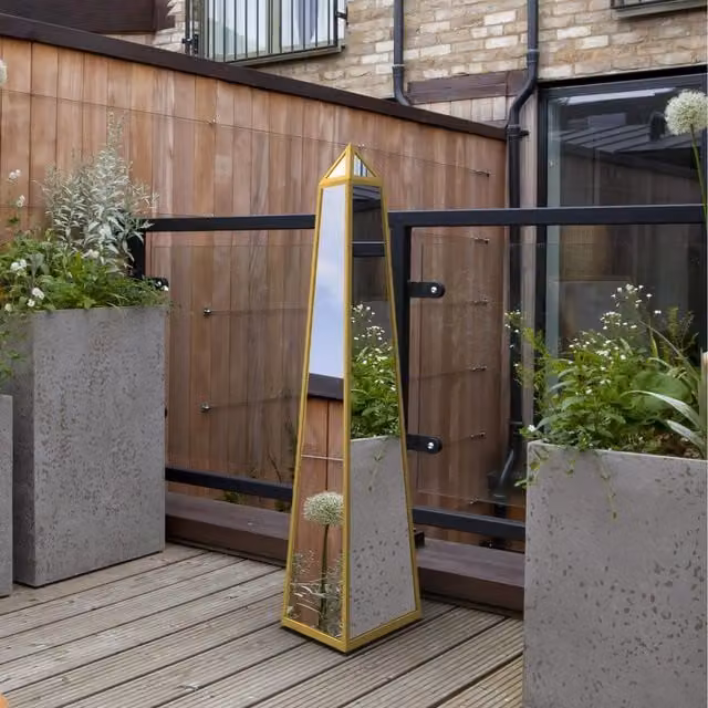 MirrorOutlet Gold Metal Edged Obelisk Mirrored Garden Ornament, Height: 100 cm