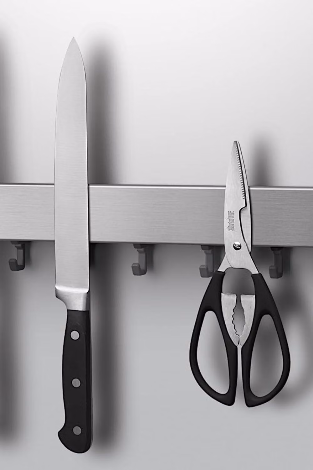 Metaltex Stainless Steel Magnetic Bar with Hooks in Silver – 2