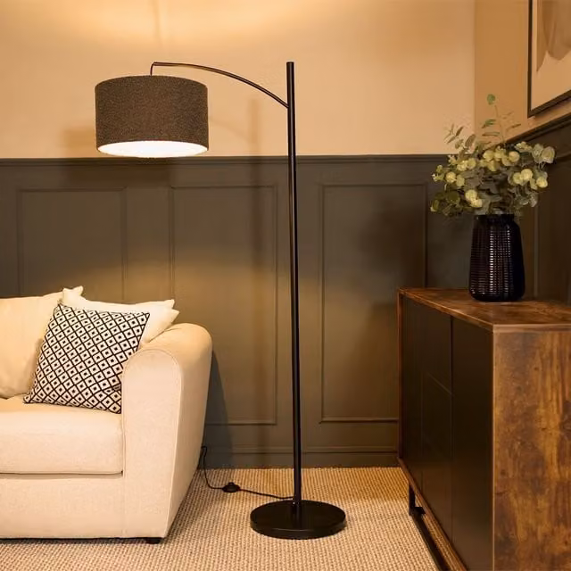 ValueLights Black Metal Curved Floor Lamp with Grey Boucle Shade
