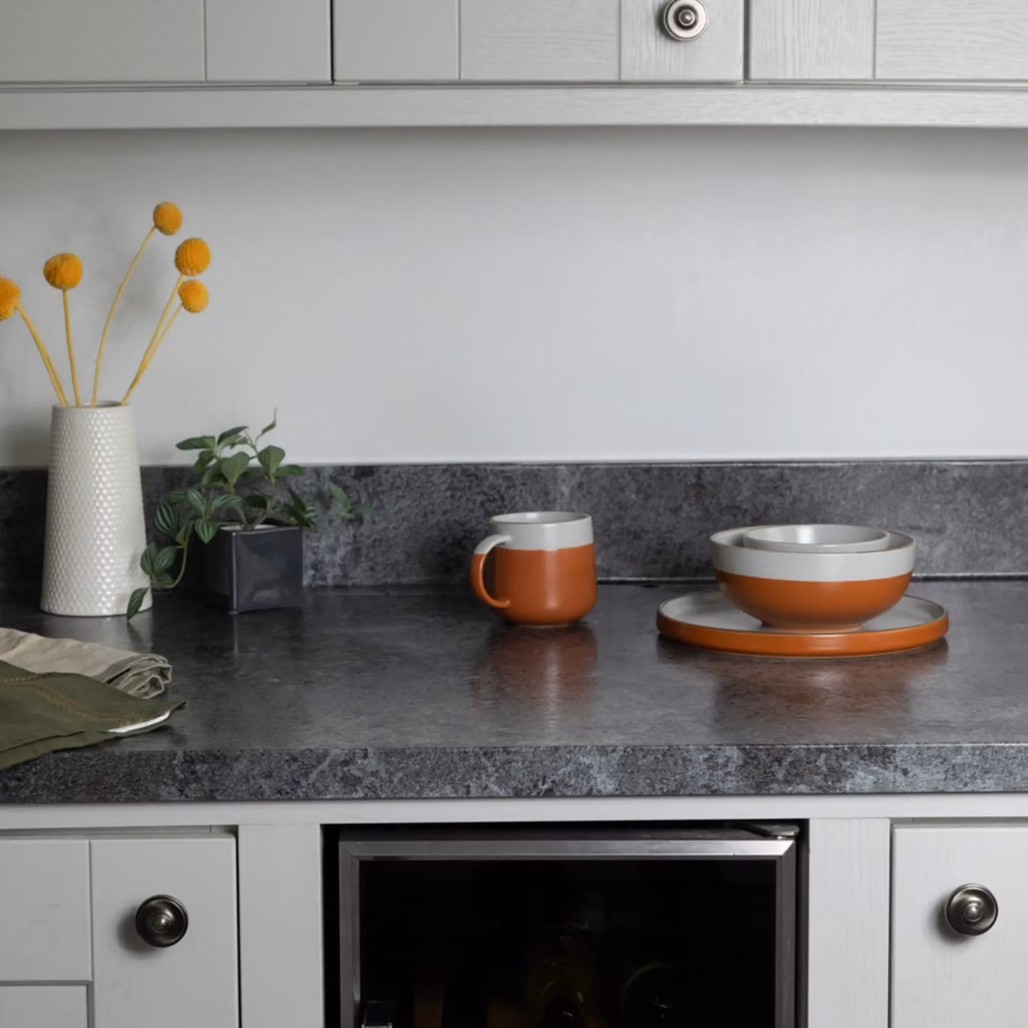 D-C-Fix Avellino Beton Slate Grey Self-adhesive Vinyl Wrap for Doors and Worktops, W: 45 cm, L: 5 m – 3