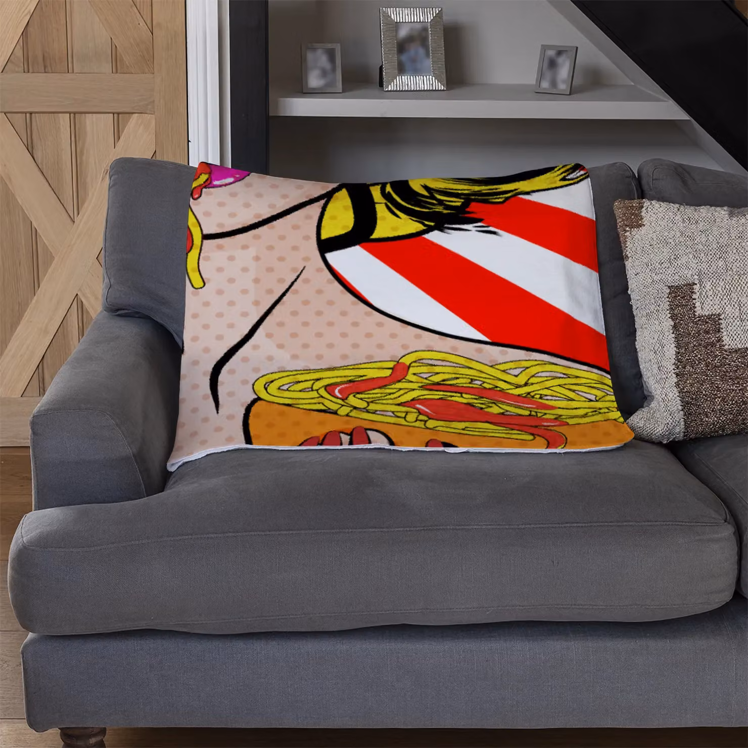 Benjamin Tate Design Pop Art Young Woman Eating Spaghetti Fleece Blanket in Red, Beige and Multicolour, W/H: 120 x 150 cm – 3