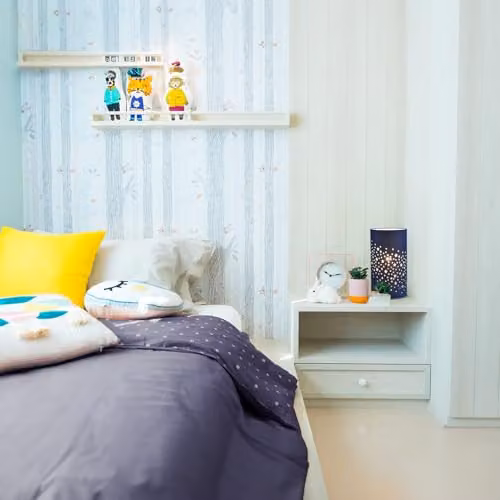 Happy Homewares Modern Star Decorated Blue Fabric Childrens Bedside Table Lamp, W/D/H: 13 x 13 x 23 cm – 3