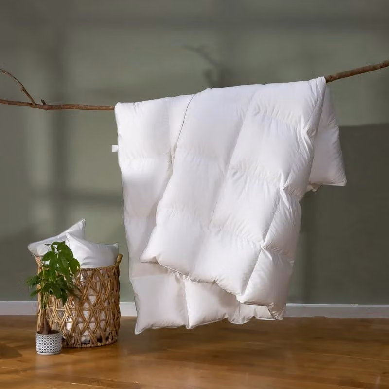 Cuddledown 100% Canadian Goose Down Duvet in White