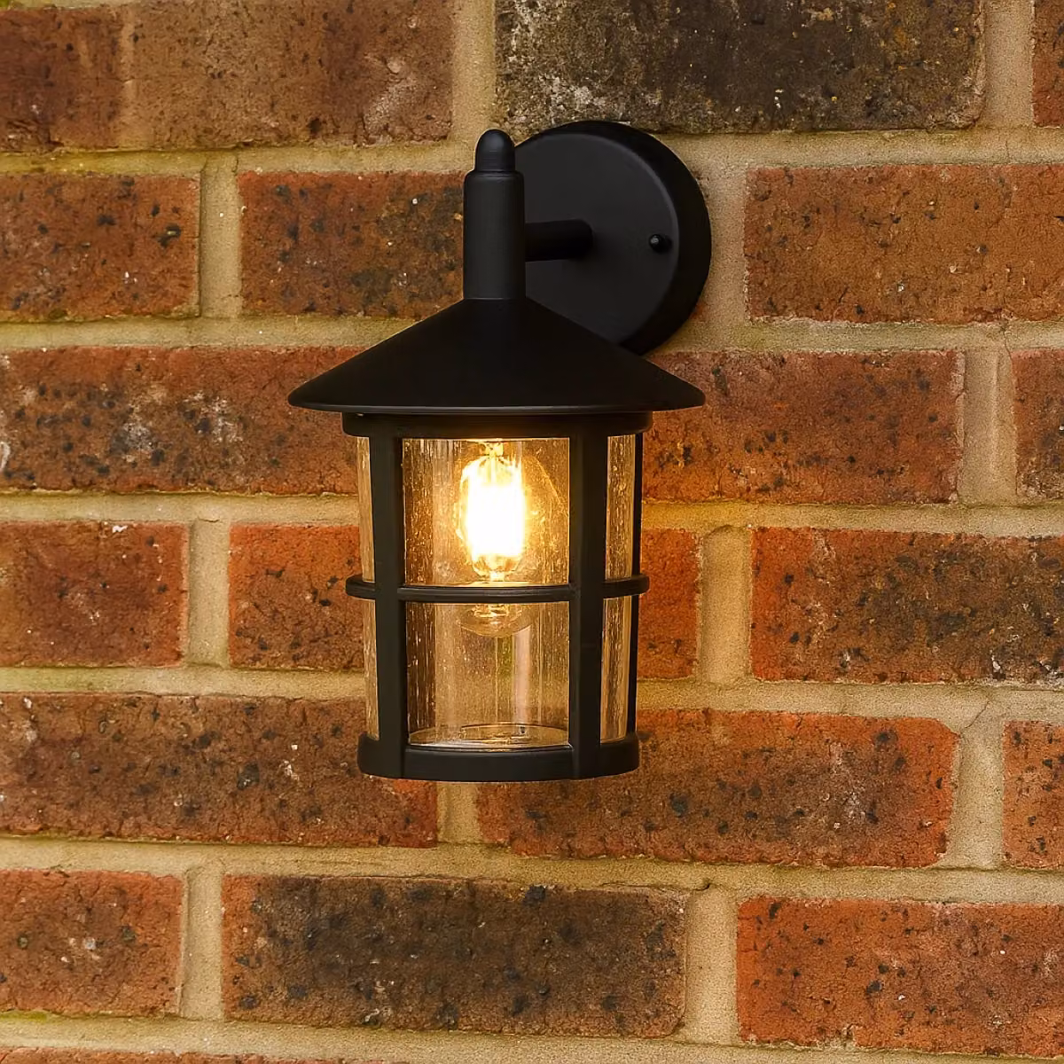 CGC Lighting Black Traditional Outdoor Wall Lantern with Transparent Glass Diffuser – 6