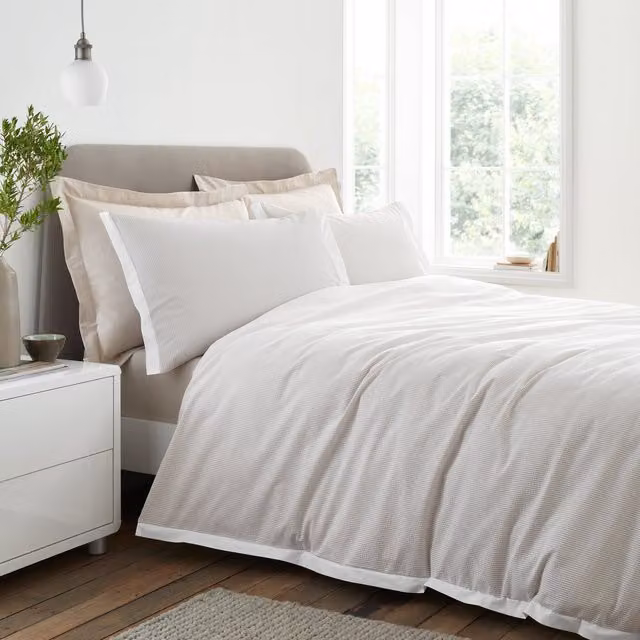 Bianca Seersucker Woven Stripe Cotton Duvet Cover Set in Beige, 140 x 200 cm – 1