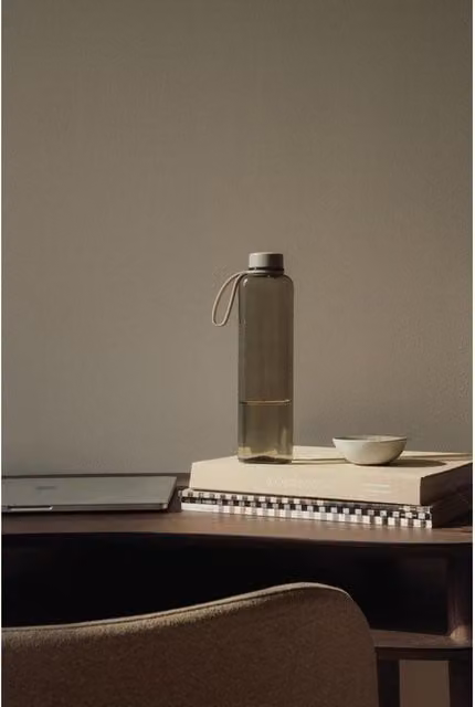 Vinga Arch 550ml Transparent Grey Bottle