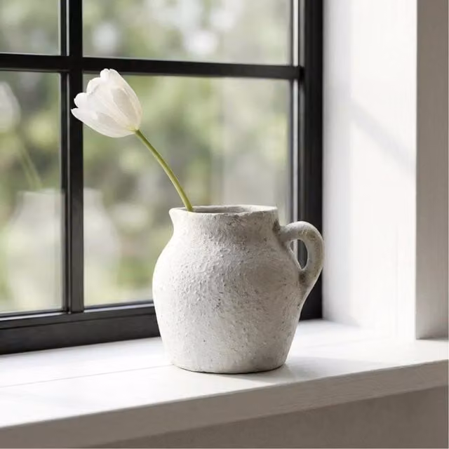 Garden Greatness Nico Contemporary Ceramic Jug Vase in Beige, White and Multicolour, H 13.5 cm x W 11.5 cm x D 13.5 cm