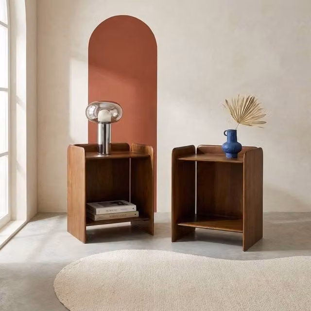 Sweek Set of 2 Modern Acacia Wood Bedside Tables with 2 Levels in Dark Brown – 1