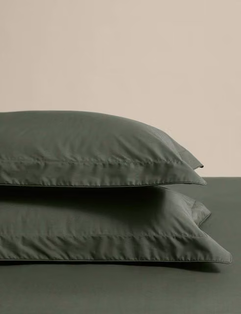 M&S 2 Pack Egyptian Cotton 230 Thread Count Percale Oxford Pillowcases in Forest Green