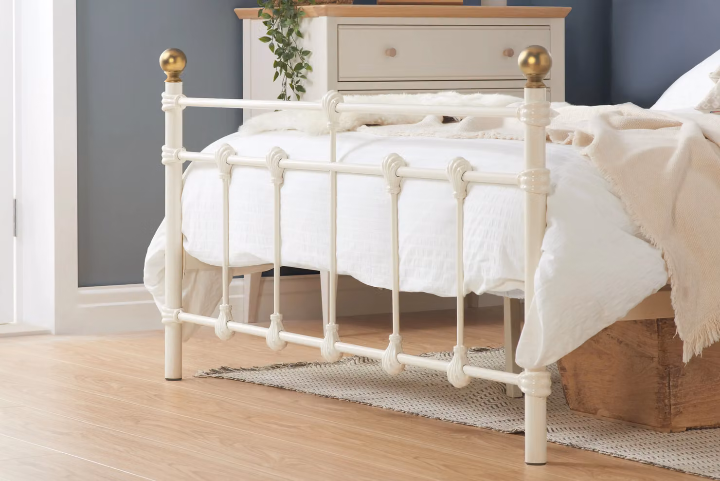 Birlea Atlas Cream Metal Bed Frame, W/D/H: 120 x 200 cm – 2
