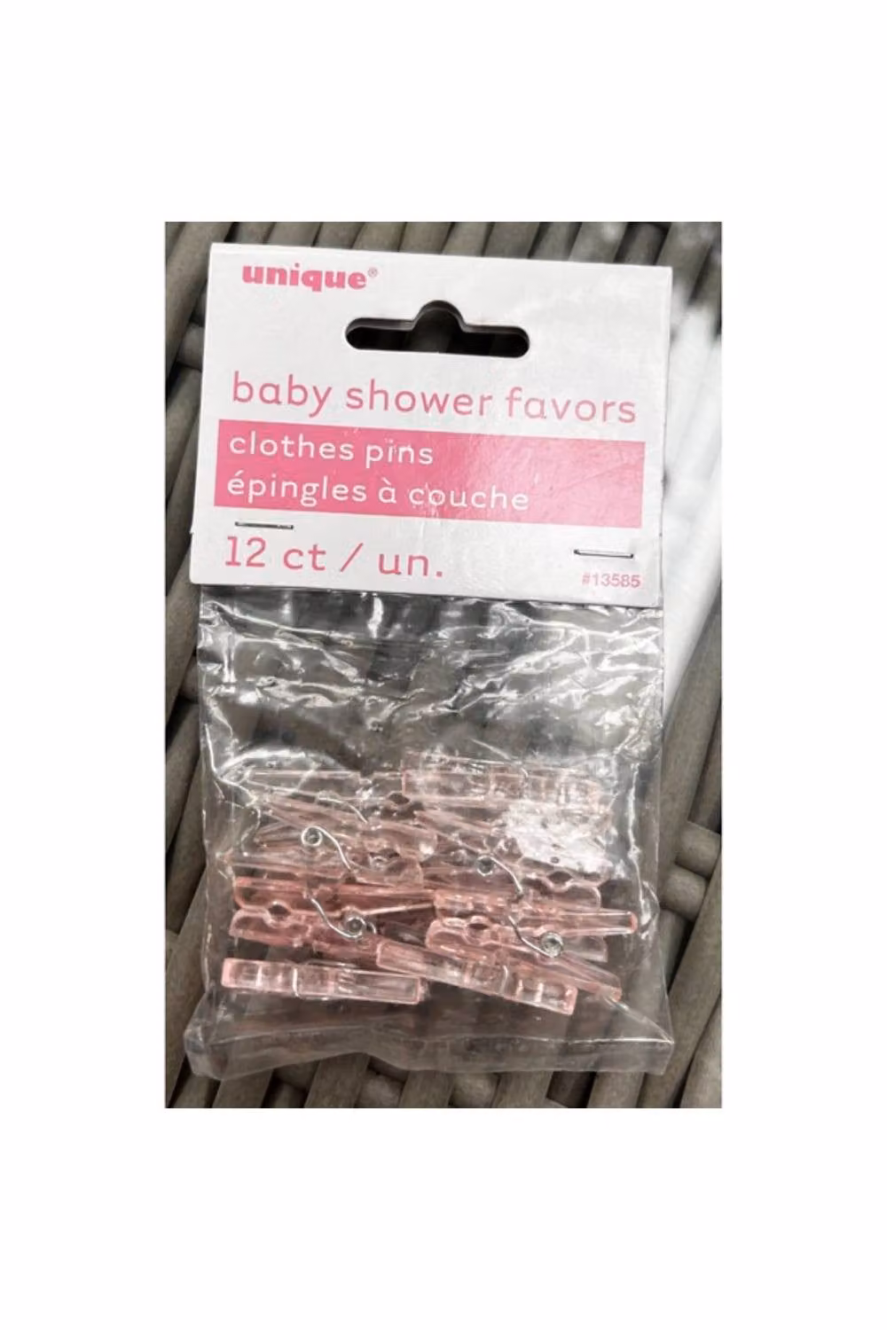 KDMD Pink Plastic Clothes Pegs for Baby Shower and Birthday Party Decorations, 12 Pack – 2