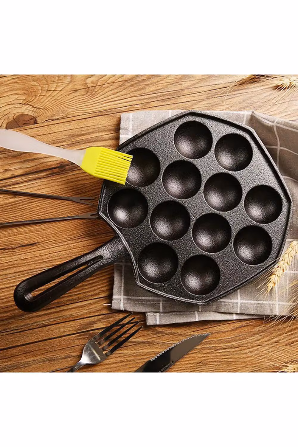 Living and Home 12-Hole Cast Iron Takoyaki Frying Pan Skillet, Black – 3