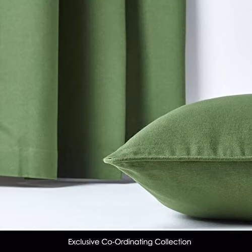 Homescapes Plain Green Cotton Eyelet Curtain Pair, Width: 140 cm, Drop: 229 cm – 5