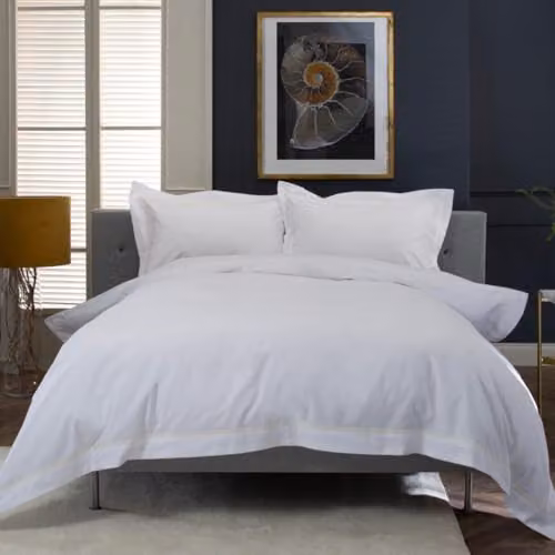 The Lyndon Company Hampstead 200 Thread Count 100% Cotton Duvet Cover and Pillowcase Set in White – 4