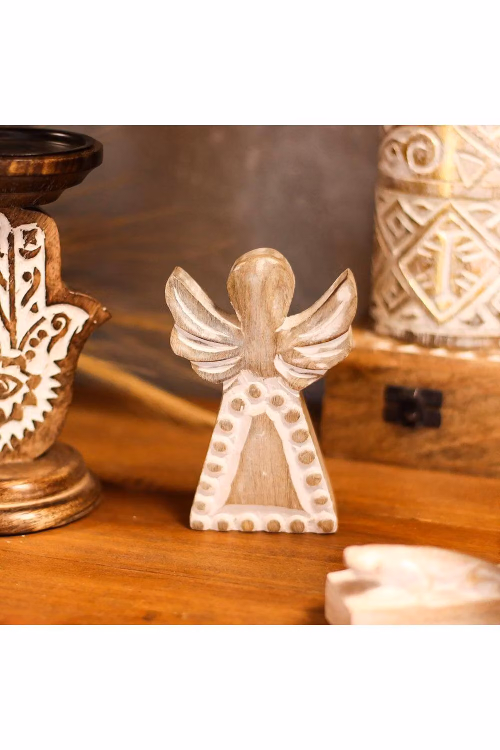 KDMD Hand-Carved Mango Wood Angel Figurine, White Rustic Tabletop Decor – 3