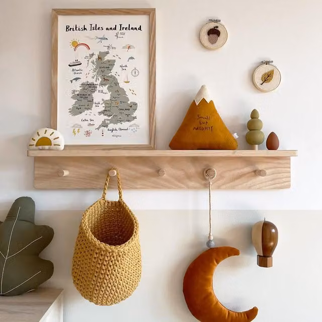 Autumns Corner Large Ash Wood Peg Rail Wall Mounted Shelf – 1