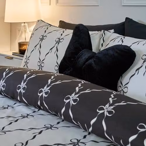 OHS Reversible Microfibre Duvet Cover and Pillowcase Set with Graphic Print in White and Black, W/D/H: 200 x 200 cm – 3