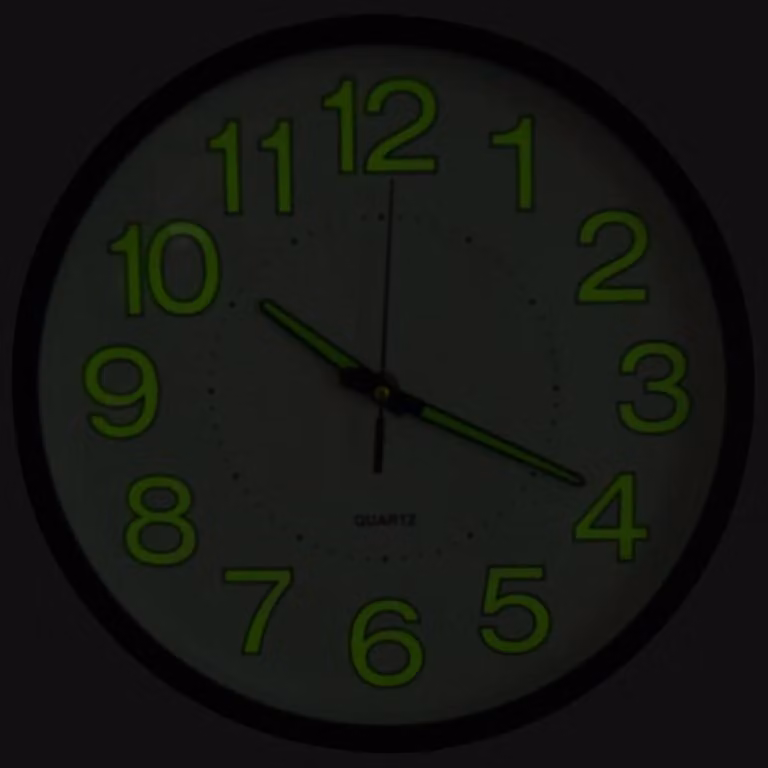 Berkfield Home Luminous Wall Clock, Black, Diameter: 30 cm