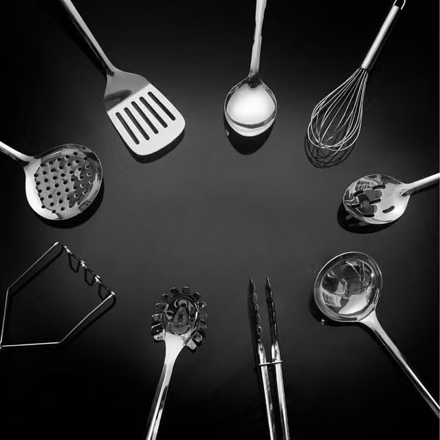 VonShef 10-Piece Stainless Steel Kitchen Utensils Set in Silver
