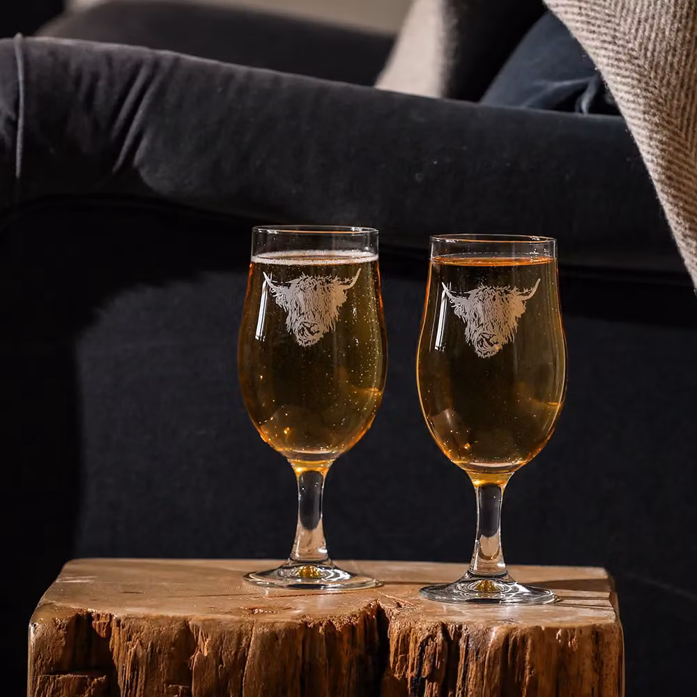 Selbrae House Set of 2 Highland Cow Craft Beer Glasses in Clear Glass – 2