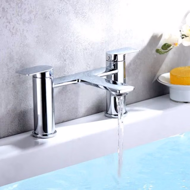 Bathroom Kingdom Risca Chrome Bath Filler Tap in Silver