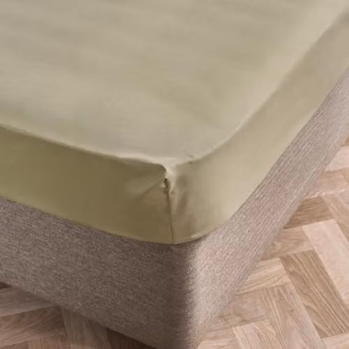OHS Ultra Soft Microfibre Plain Fitted Bed Sheet, Green, W: 135 cm, D: 190 cm, H: 25 cm