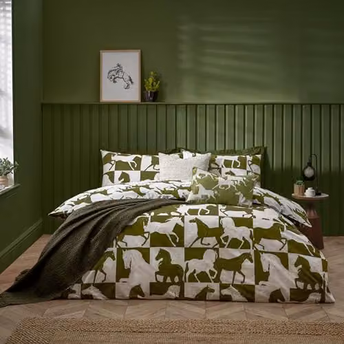 Riva Home Reversible Green Animal Graphic Duvet Cover Set, W: 200 cm x H: 200 cm