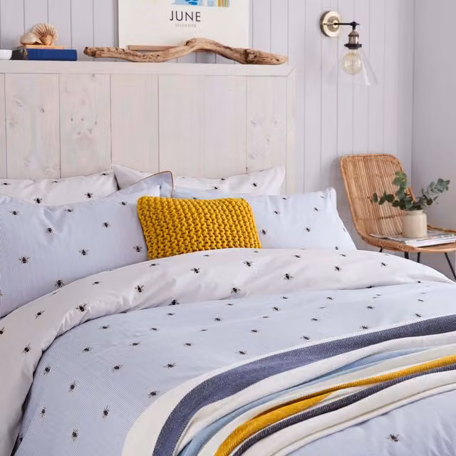 Joules Botanical Bee Double Duvet Cover in Blue Cotton Percale