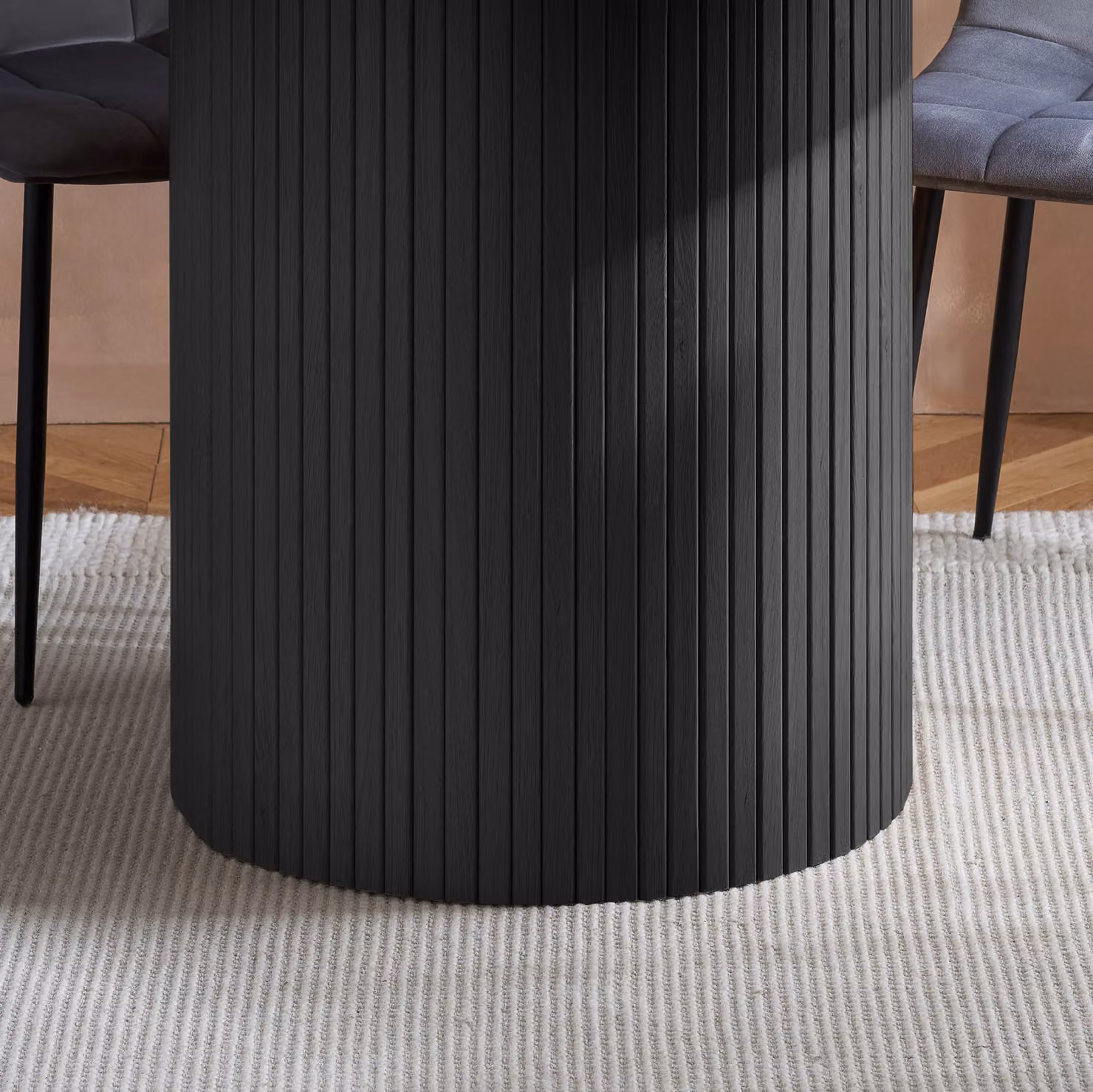 Birlea Axel Round Fluted Dining Table in Black, Diameter: 120 cm – 3