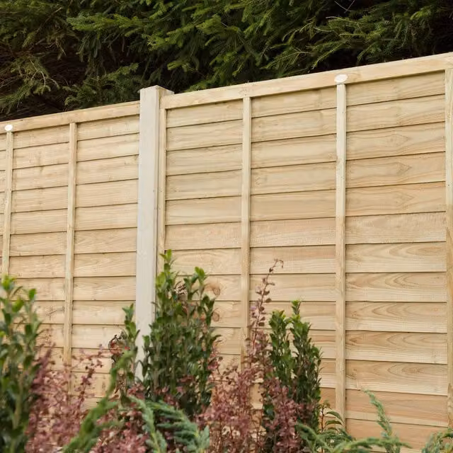 Superlap Impregnated Wood Fence Board in Forest, Height: 152 cm