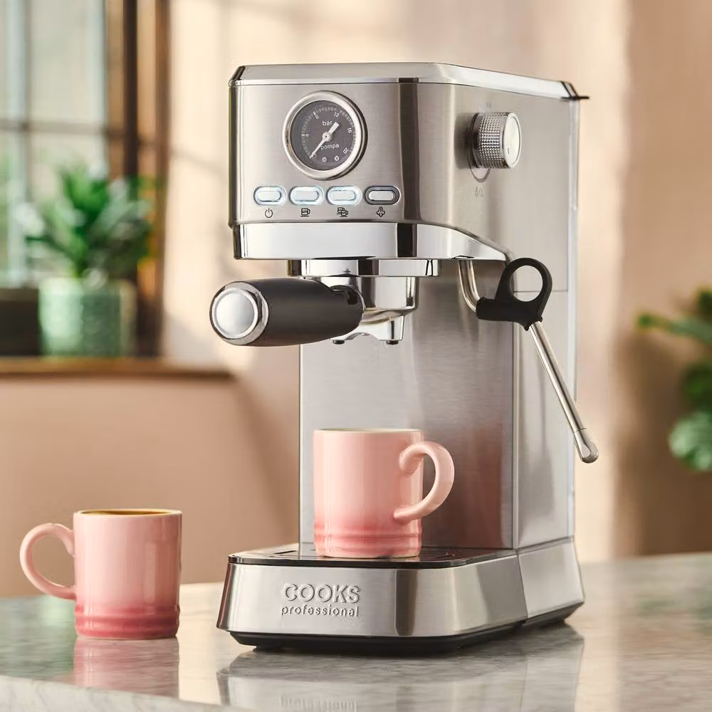 Cooks Professional 20 Bar Espresso Coffee Machine with Steam Wand and 1L Removable Water Tank in Silver – 2