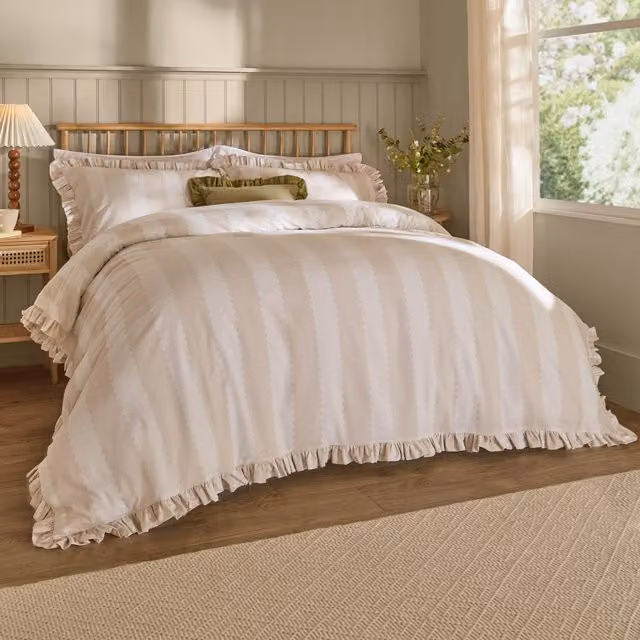 Make it a Home Reversible Striped Cotton Duvet Cover Set in Beige and Yellow, W/D/H: 180 x 90 x 190 cm