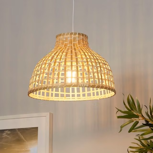 Lighting Collection Bamboo Woven Medium Lamp Shade in Natural Beige