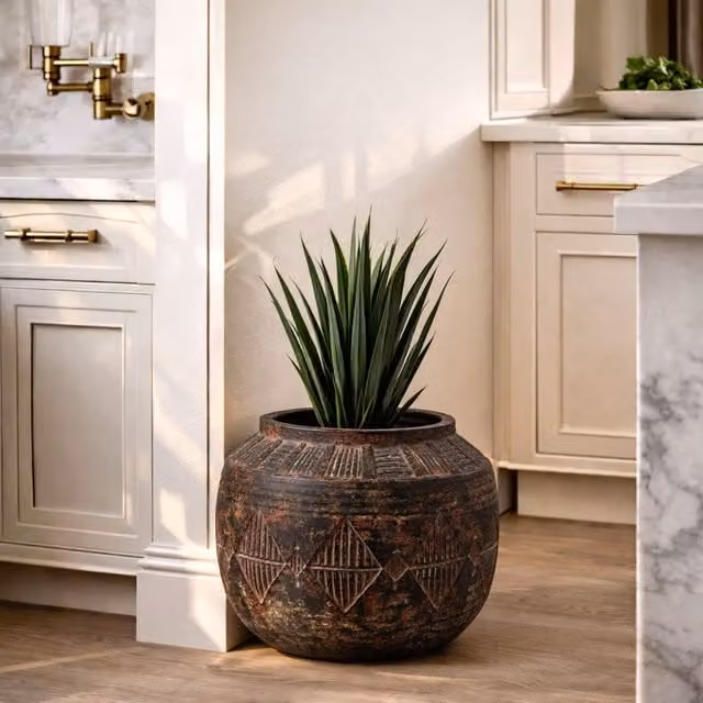 Botanik Leaf Aztec Diamond Large Planter in Brown, H 36 cm x W 27 cm x D 27 cm