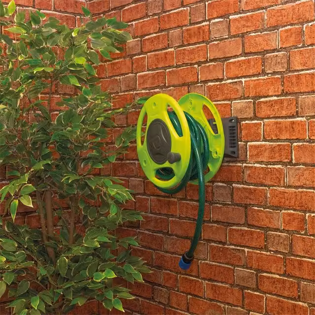 St Helens Home & Garden Wall Mounted Hose Reel in Green, Stores up to 15m of 13mm Hose – 3