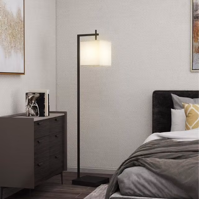 HOMCOM Modern LED Floor Lamp in Black with Remote Control and Dimmable Brightness for Living Room, Height: 167.64 cm