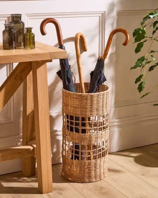 Dibor Traditional Style Willow Wicker Umbrella Stand in Beige – 1