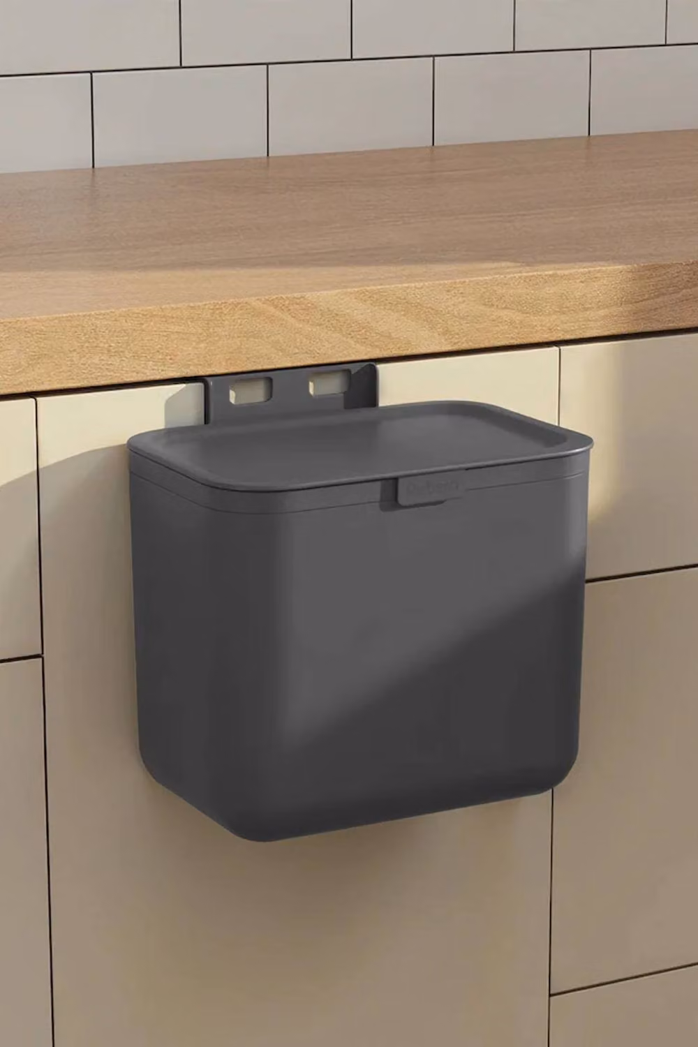 ReBorn SquishBin 20 Litre Wall Mounted Plastic Bin with Integrated Handle and Flip Lid in Dark Grey – 2