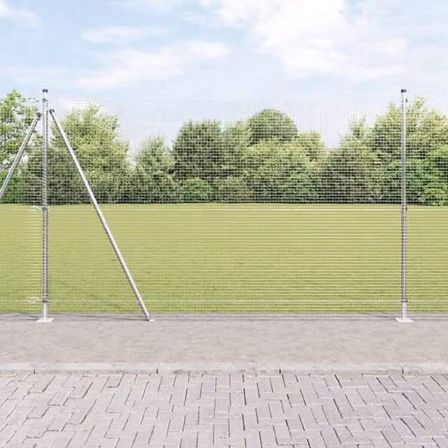 Berkfield Home Welded Wire Fence with 7 Flanged Posts, Galvanised Steel, Silver, W: 10 m, H: 1.4 m – 1