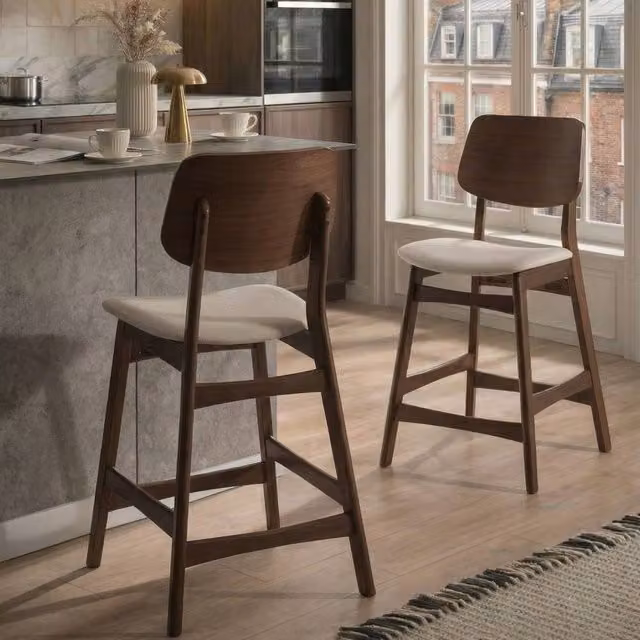 Wyld and Coco Set of 2 Retro Bar Chairs in Brown and White Boucle with Rubberwood Legs