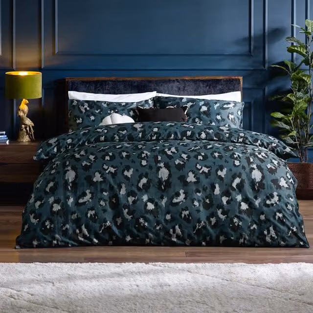 Make It A Home Leopard Print Cotton Duvet Cover and Pillowcase Set in Grey, Blue and Multicolour, W: 180 cm, H: 200 cm