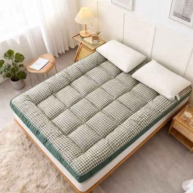 Hinsinc Soft Quilted Mattress Topper in Green, W/D/H: 137 x 190 x 10 cm – 1