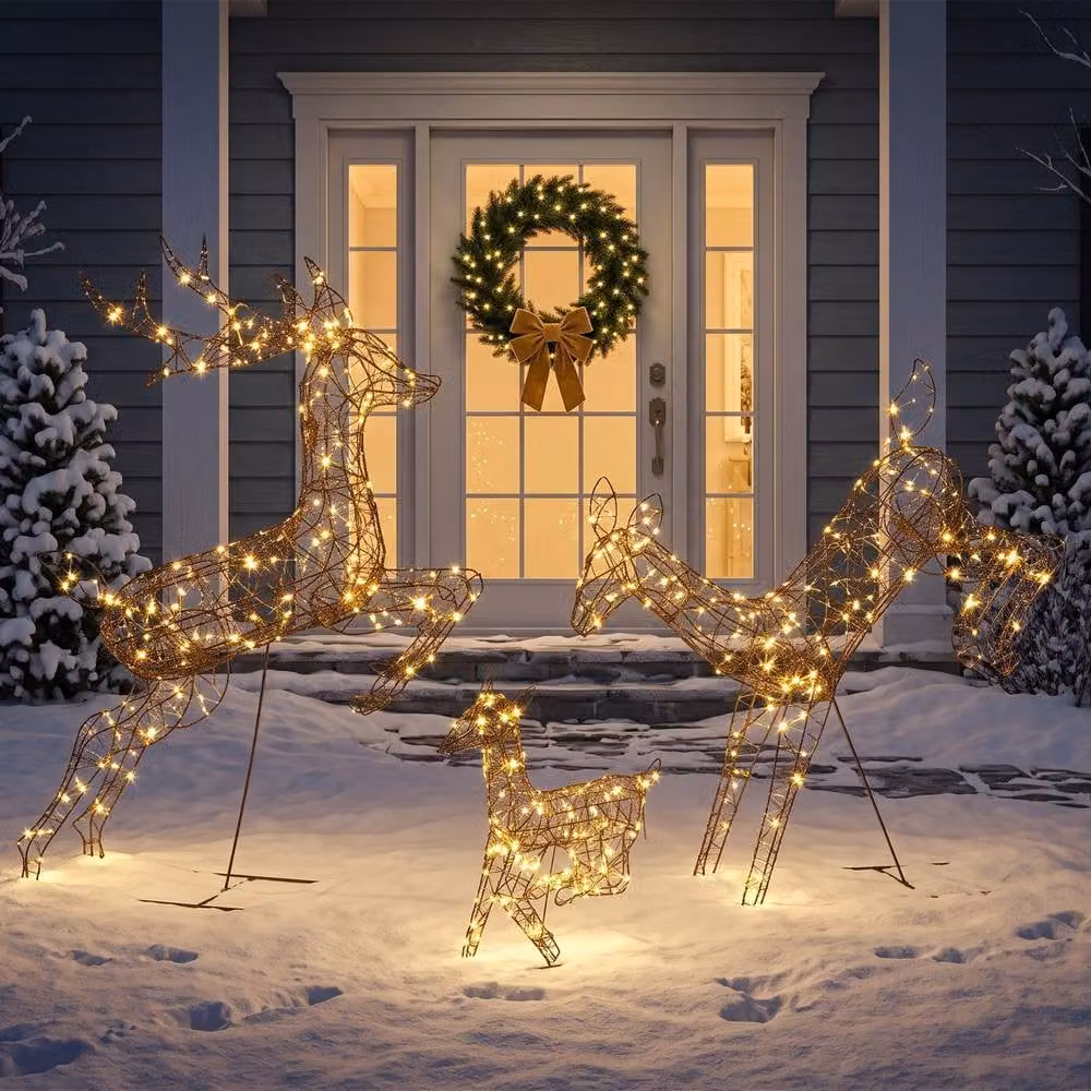 OUTSUNNY 3-Piece Light Up Deer Family Set with 200 Warm White LED Lights, Brown – 2