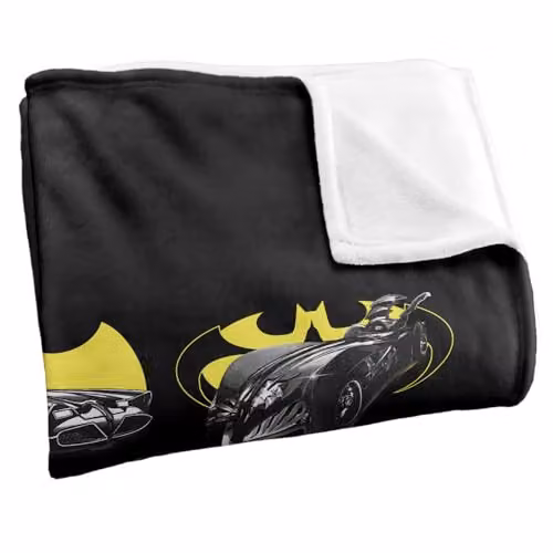 Warner Bros. Batman Batmobiles Yellow Logos Super Soft Fleece Throw Blanket – 2
