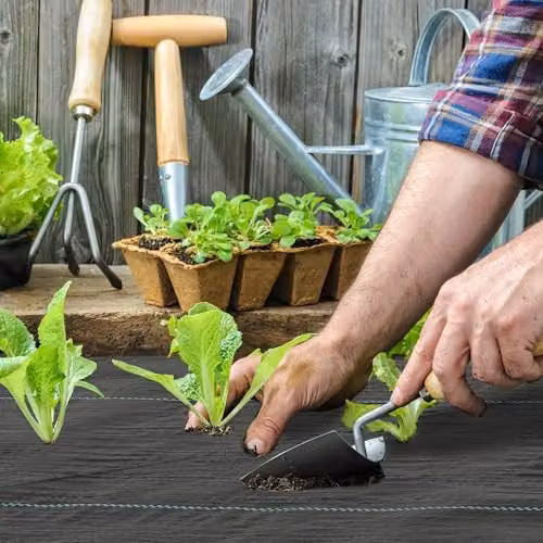 Outsunny Heavy Duty Weed Control Membrane Ground Cover, Black, W: 200 cm, L: 90 cm – 7